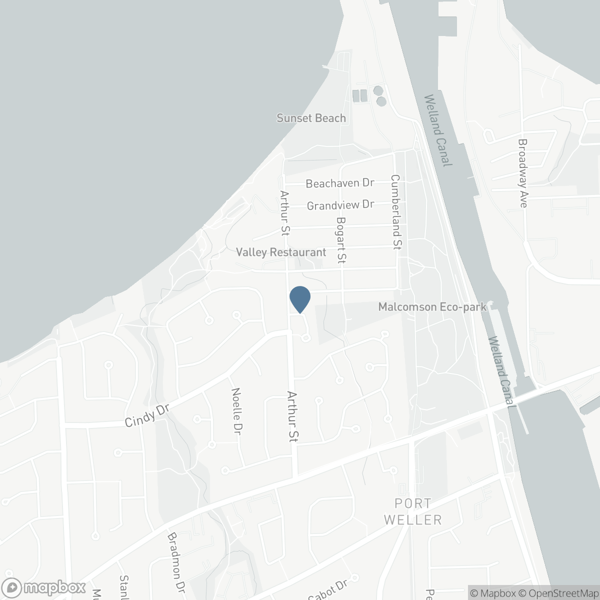 42 WILDWOOD ROAD, St. Catharines, Ontario L2M 6Z8